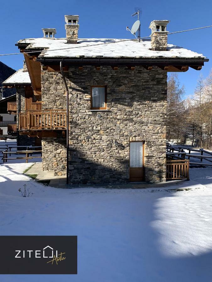 Вілла Zitelli Aosta Конь Екстер'єр фото